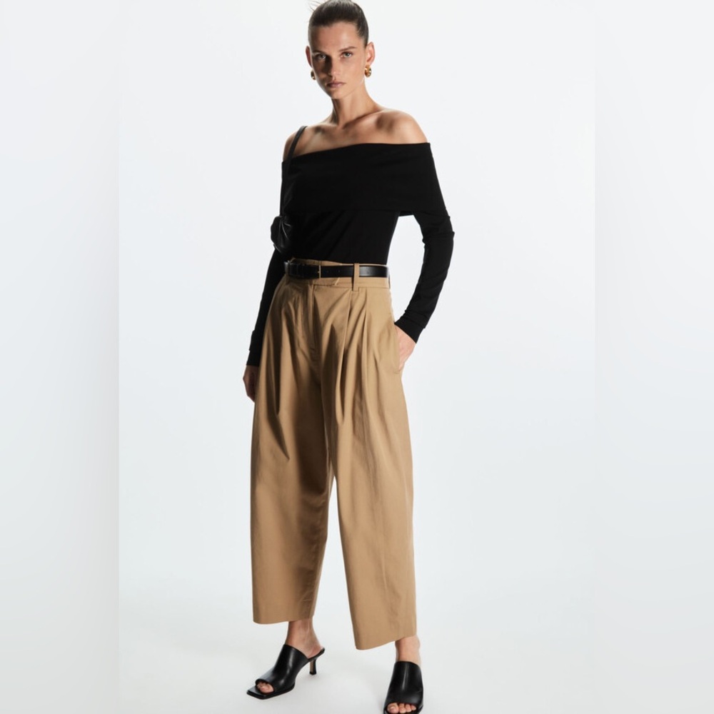 COS Barrel-Leg Chinos - sz 4